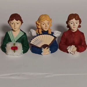Set of 3 WMG Ladies Figurines Shelf Sitters Fan Fur Muff Hankie 2008